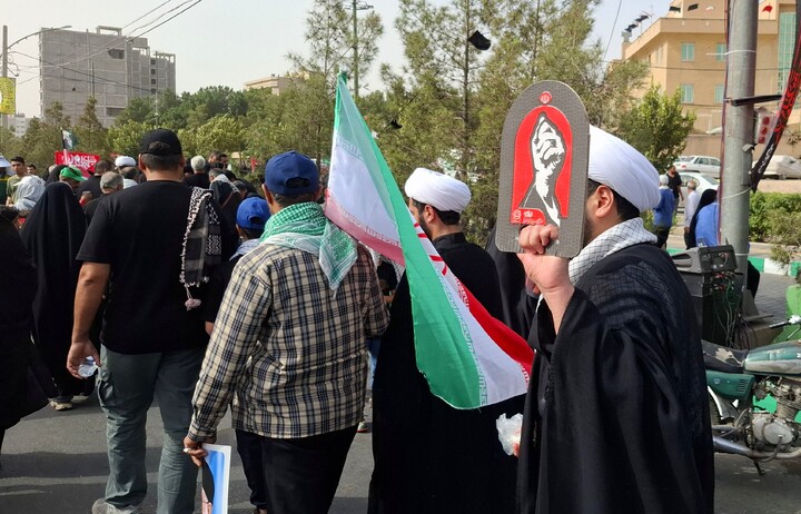 تصاویر/ بدرقه حماسی رهبر شهید انقلاب در بلوار پیامبر اعظم قم