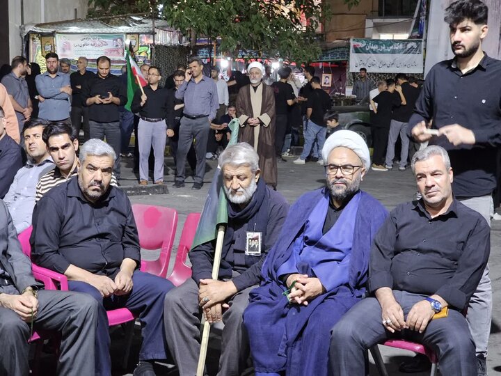 تصاویر/تجدید میثاق شبانه مردم سنندج با آرمان‌های انقلاب اسلامی