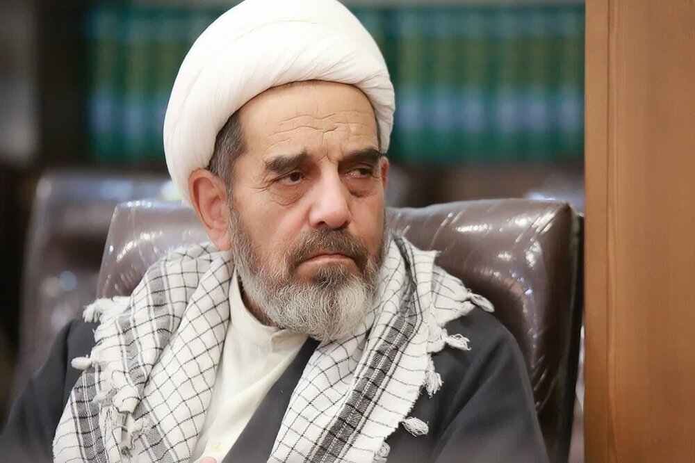 فیلم| رهبر انقلاب به تمامی درجات عالی رسیدند