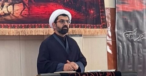 مُبلغان روایتگران جهانی حقیقت تشییع رهبر شهید باشند