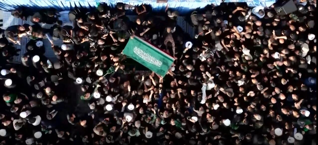 آغاز تشییع امام شهید