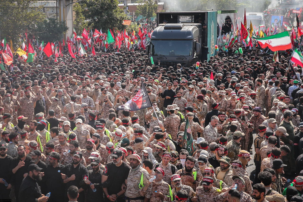 Qum Ta Cika Taf A Jana'izar Shahidin Jagora