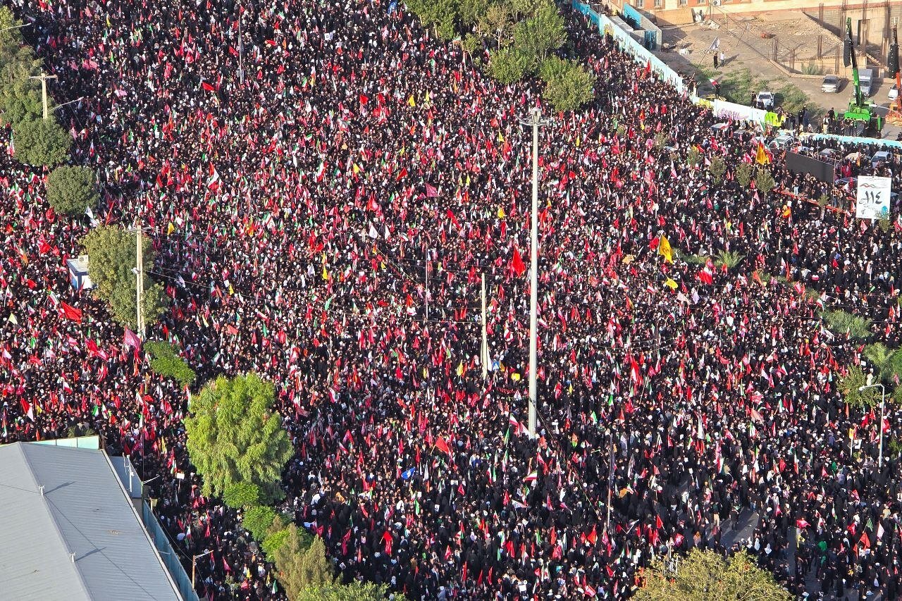 Qum Ta Cika Taf A Jana'izar Shahidin Jagora