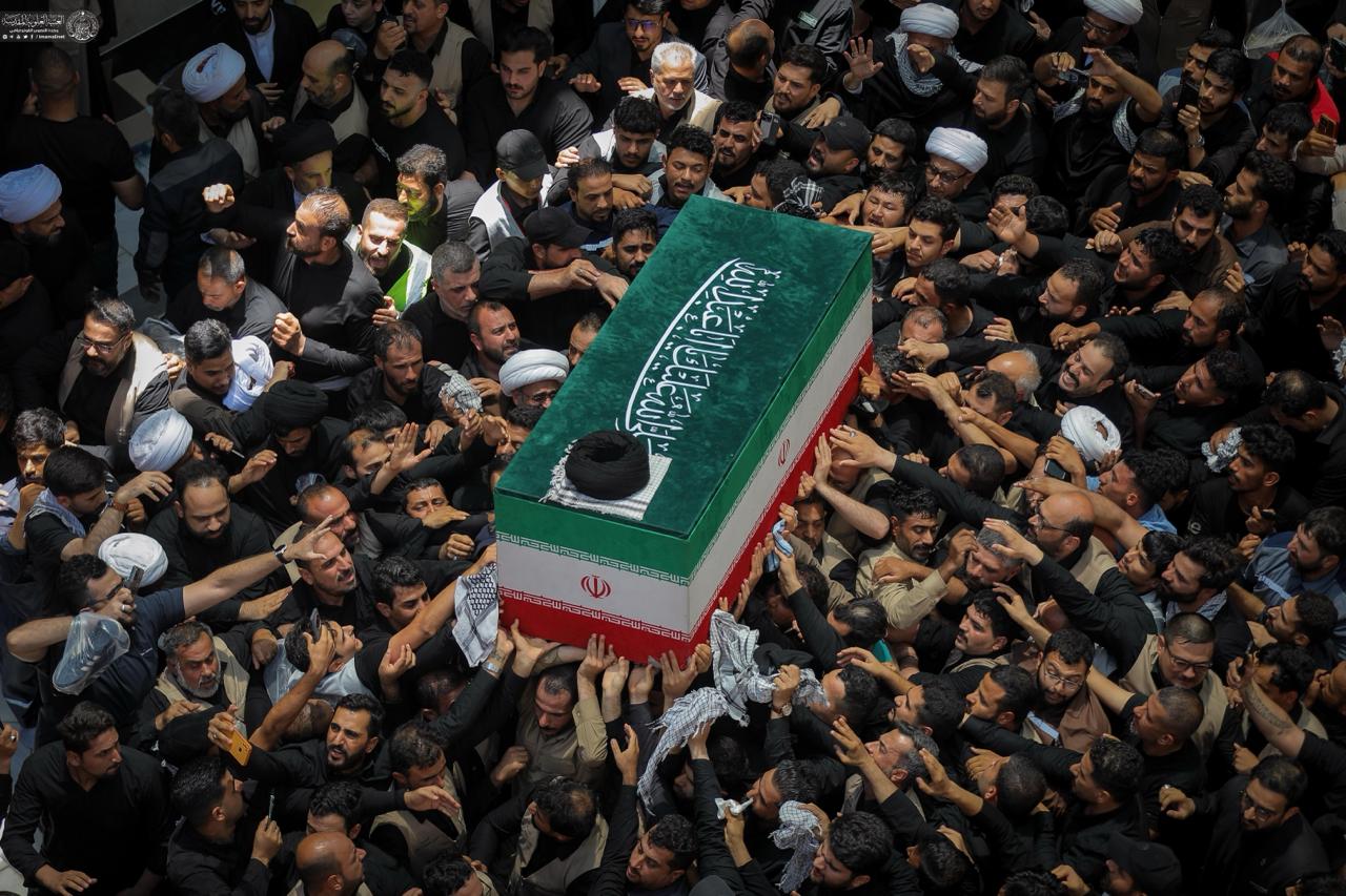 تقرير مصور | تشييع مهيب لجثمان آية الله العظمى الخامنئي في العتبة العلوية