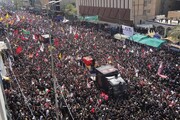 Immagini storiche del maestoso corteo funebre del Leader martire della Rivoluzione Islamica a Najaf