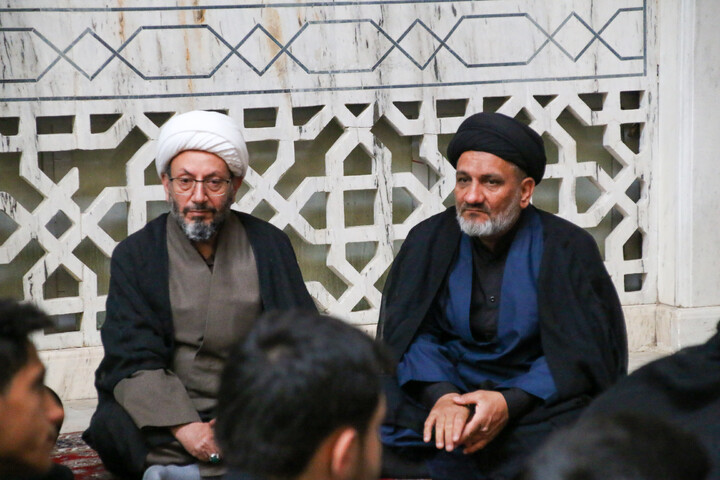 تصاویر/ حضور طلاب استان کرمان در آستانه تشییع رهبر شهید ایران در مشهد