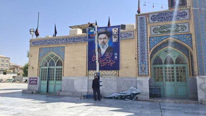 تصاویر / میزبانی خادم‌گونه ازدلتنگان رهبرشهید؛ خدمات فرهنگی رفاهی در امامزاده شاه سید علی(ع) قم