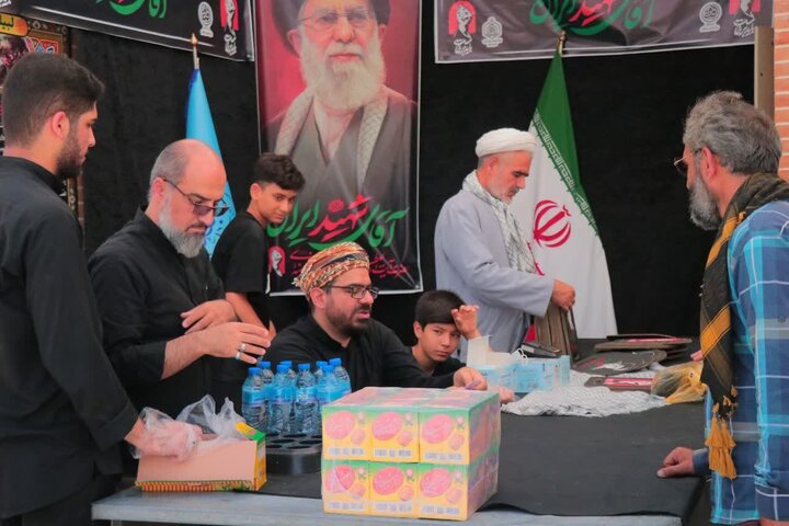 تصاویر/ خدمات رفاهی و فرهنگی در مزار مقدس شیخان و بقعه متبرکه ابن بابویه(ره)برای زائران رهبرشهید