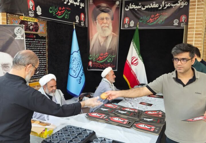 تصاویر/ خدمات رفاهی و فرهنگی در مزار مقدس شیخان و بقعه متبرکه ابن بابویه(ره)برای زائران رهبرشهید