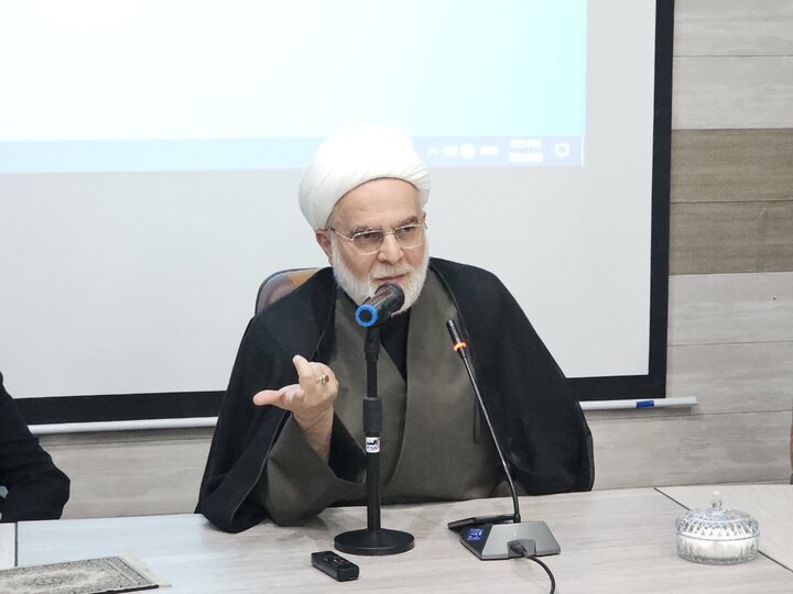 تصاویر/نشست تبیین «جامعیت شخصیت امام شهید در میان رهبران جهان» در دانشگاه علوم پزشکی کردستان