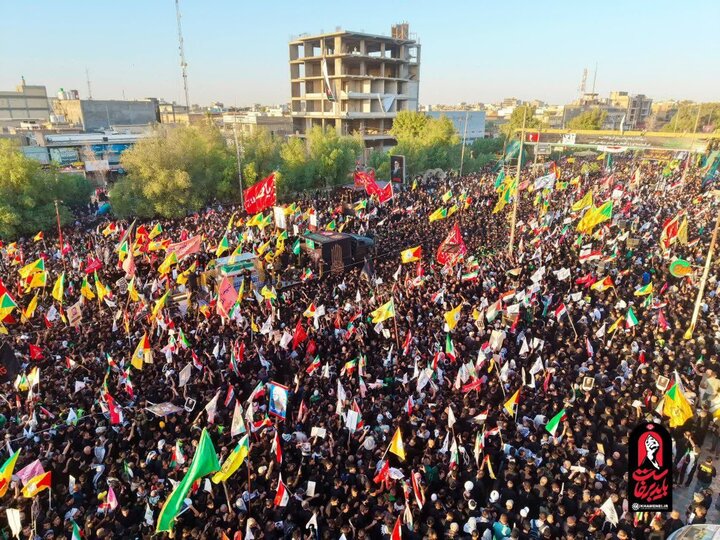 Immagini storiche del maestoso corteo funebre del Leader martire combattente a Najaf