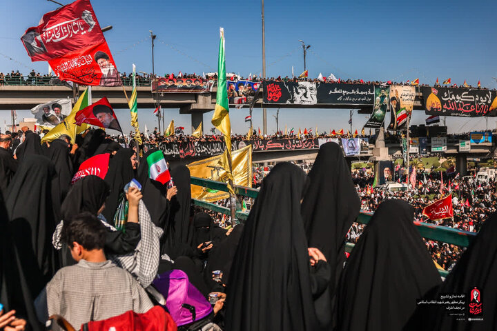 Immagini storiche del maestoso corteo funebre del Leader martire combattente a Najaf