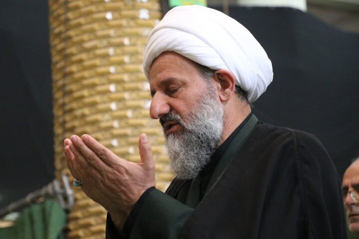 تصاویر/ مراسم یادبود رهبر شهید در مسجد جامع قرچک