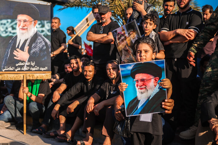 اقامه نماز و تشییع پیکر مطهر رهبر شهید انقلاب اسلامی در نجف اشرف