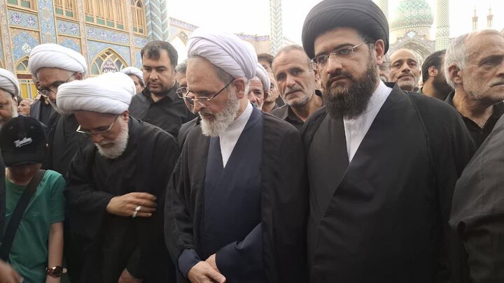 تصاویر/برگزاری آیین تشییع حجت‌الاسلام والمسلمین ناصریان با حضور آیت الله اعرافی درآران وبیدگل