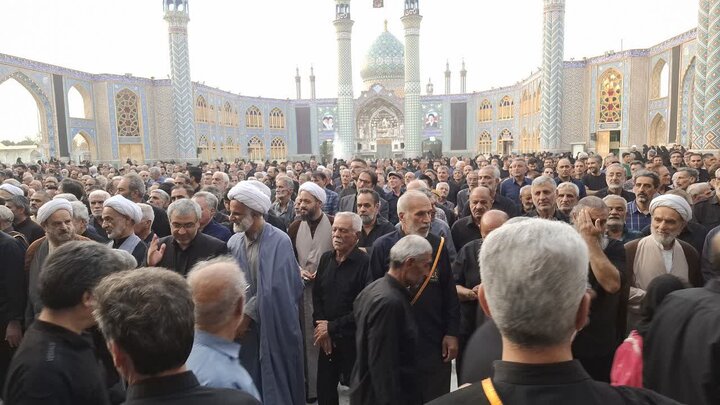 تصاویر/برگزاری آیین تشییع حجت‌الاسلام والمسلمین ناصریان با حضور آیت الله اعرافی درآران وبیدگل