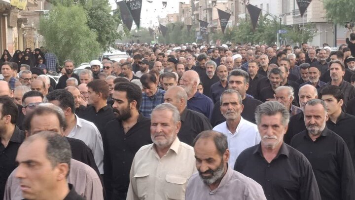 تصاویر/برگزاری آیین تشییع حجت‌الاسلام والمسلمین ناصریان با حضور آیت الله اعرافی درآران وبیدگل