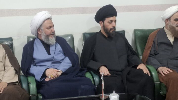تصاویر/ دیدار آیت الله اعرافی با طلاب و روحانیون شهرستان آران وبیدگل