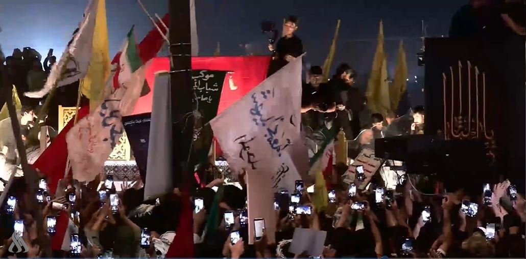 آغاز مراسم تشییع مردمی پیکر شهید امام خامنه‌ای در کربلای معلی