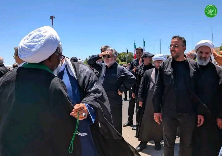Jagoran Harkar Musulunci Sheikh Ibraheem Zakzaky (H) Ya Isa Mashhad Domin Halartar Jana'iza Da Binne Imam Shahid
