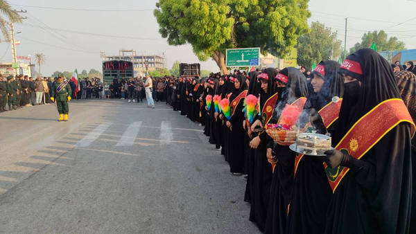 مینابی ها با صیاد شهید خلیج فارس وداع کردند