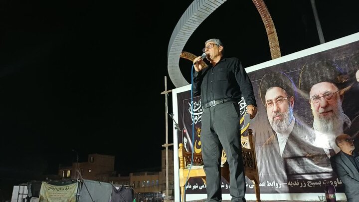 تصاویر/صد و سی امین شب حضور پرشور مردم ولایتمدار مامونیه در تجدید بیعت با آرمان‌های انقلاب