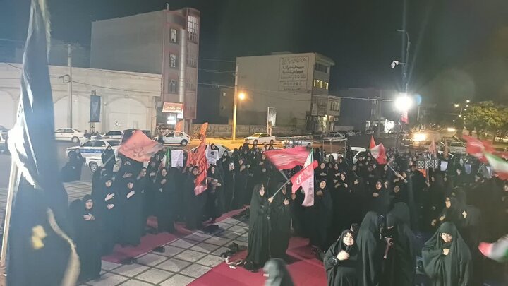تصاویر/صد و سی امین شب حضور پرشور مردم ولایتمدار مامونیه در تجدید بیعت با آرمان‌های انقلاب