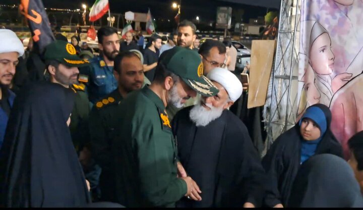 بازدید میدانی فرمانده سپاه روح‌الله استان مرکزی از موکبهای فرهنگی پایگاه بعثت خواهران در مهاجران