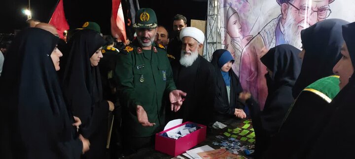 بازدید میدانی فرمانده سپاه روح‌الله استان مرکزی از موکبهای فرهنگی پایگاه بعثت خواهران در مهاجران