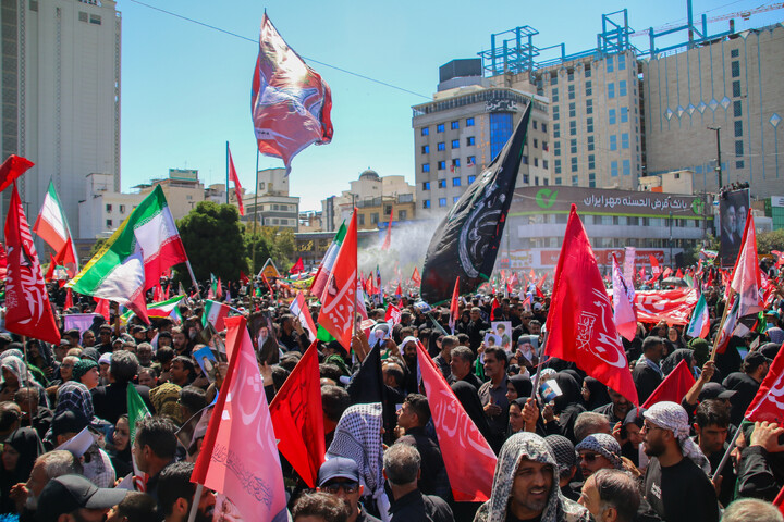 تصاویر/ مراسم تشییع پیکر مطهر رهبر شهید انقلاب در مشهد مقدس