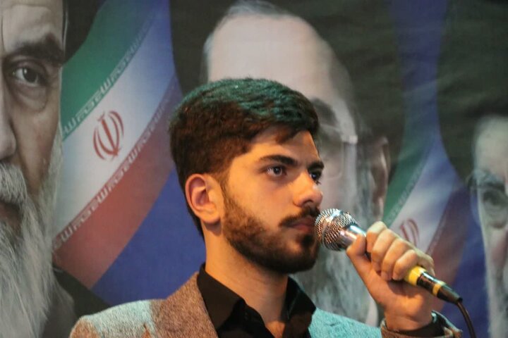 تصاویر/ اجتماع خونخواهی مردم قرچک در شب تدفین رهبر شهید