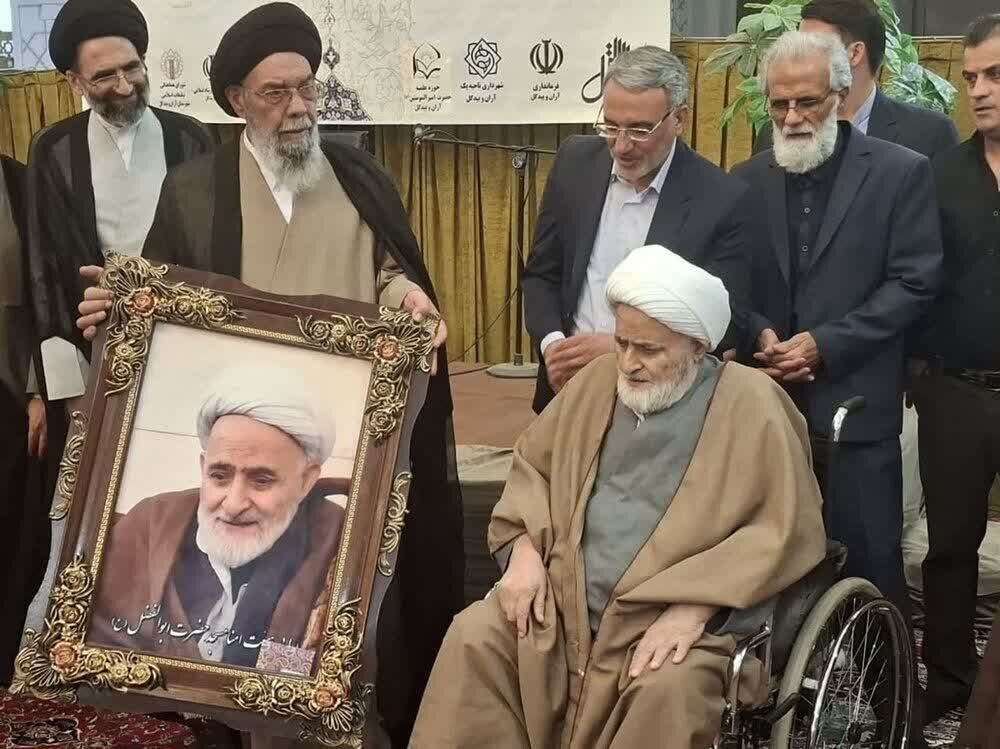 نماینده ولی فقیه در کاشان ارتحال حجت‌الاسلام والمسلمین ناصریان را تسلیت گفت