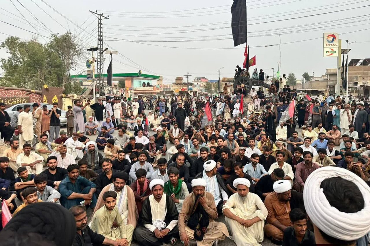 خیرپور میرس؛ 11 محرم کو گستاخی کے واقعے کے خلاف سندھ بھر میں احتجاجی ریلیاں اور مظاہرے