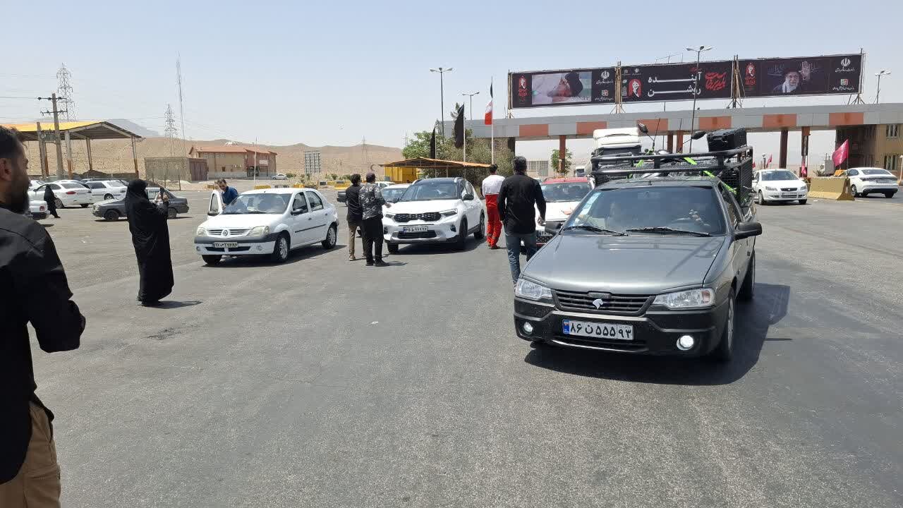 تداوم خدمت‌رسانی موکب «باب الحوایج برزک »درششمین روز فعالیت/پذیرایی روستائیان آزران از 3 هزار زائر+تصاویر وفیلم