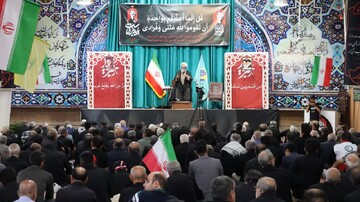 تصاویر / مراسم بزرگداشت امام شهید حضرت آیت الله العظمی خامنه ای در شهرستان مرند
