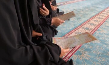 برگزاری مراسم نماز لَیلَةِ الدَّفن برای شهید در مدرسه علمیه الزهرا (س) تبریز