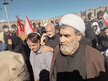فیلم| تشییع حماسی رهبر شهید بیداری جهانیان را علیه استکبار جهانی رقم زد.