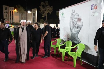 بازدید حجت‌الاسلام والمسلمین مطیعی از مواکب خدمت‌رسانی به عزاداران مراسم تشییع قائد شهید امت