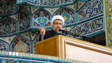 هشدار امام جمعه تبریز نسبت به اختلاف‌افکنی داخلی