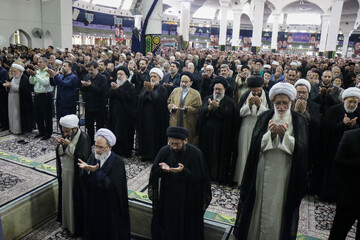 نماز جمعه؛ سنگر بصیرت  و حماسه حضور