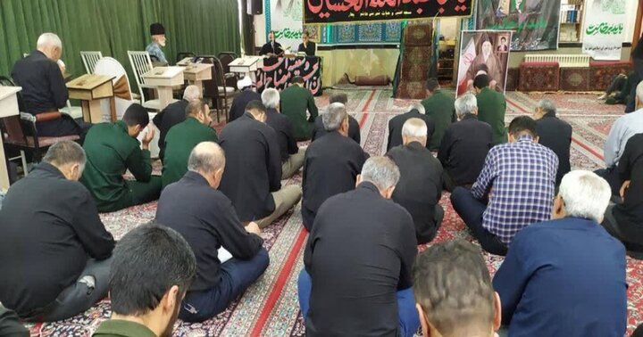 تصاویر/ برگزاری مراسم ختم قرآن و عزاداری رهبر شهید انقلاب در بهار