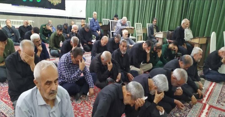 تصاویر/ برگزاری مراسم ختم قرآن و عزاداری رهبر شهید انقلاب در بهار