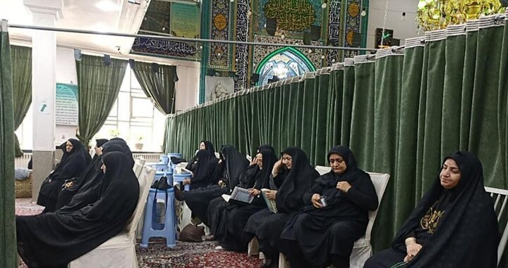 تصاویر/ برگزاری مراسم ختم قرآن و عزاداری رهبر شهید انقلاب در بهار