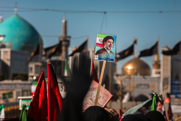 تصاویر/ تشییع باشکوه پیکر مطهر رهبر شهید انقلاب اسلامی در مشهد مقدس