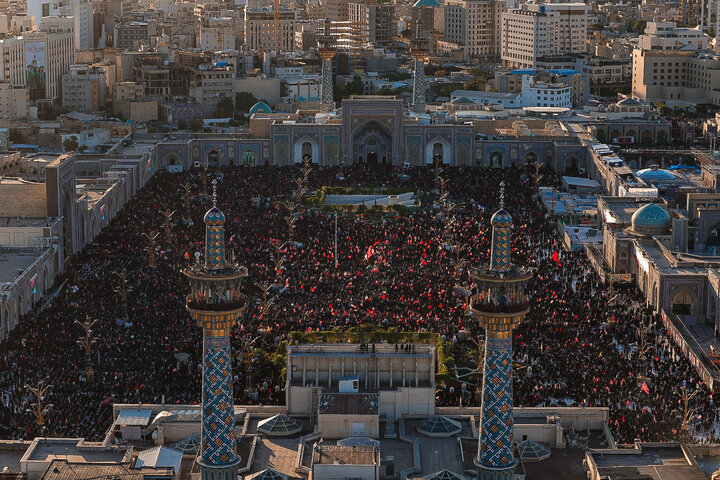 تصاویر/ تشییع باشکوه پیکر مطهر رهبر شهید انقلاب اسلامی در مشهد مقدس