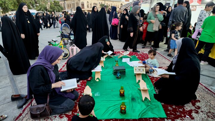 تصاویر/ میدان امام خمینی(ره) جلوه‌گاه خدمت عاشقانه موکب‌ها در بدرقه امام شهید