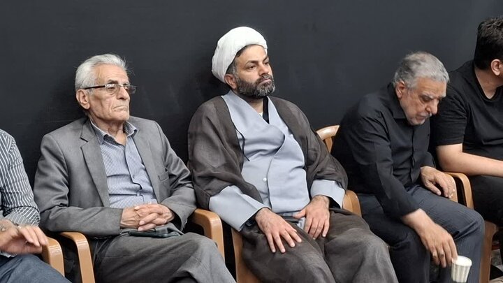 تصاویر/ مراسم بزرگداشت « قائد امت »، حضرت آیت الله العظمی شهید امام خامنه ای رضوان الله علیه درمسجد جامع حبیب بن موسی کاظم