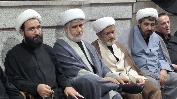 تصاویر/ مراسم بزرگداشت « قائد امت »، حضرت آیت الله العظمی شهید امام خامنه ای رضوان الله علیه درمسجد جامع حبیب بن موسی کاظم