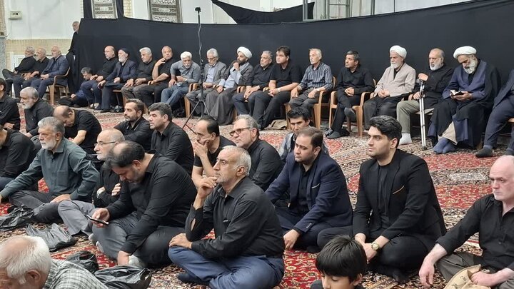 تصاویر/ مراسم بزرگداشت « قائد امت »، حضرت آیت الله العظمی شهید امام خامنه ای رضوان الله علیه درمسجد جامع حبیب بن موسی کاظم