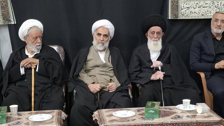 تصاویر/ مراسم بزرگداشت « قائد امت »، حضرت آیت الله العظمی شهید امام خامنه ای رضوان الله علیه درمسجد جامع حبیب بن موسی کاظم
